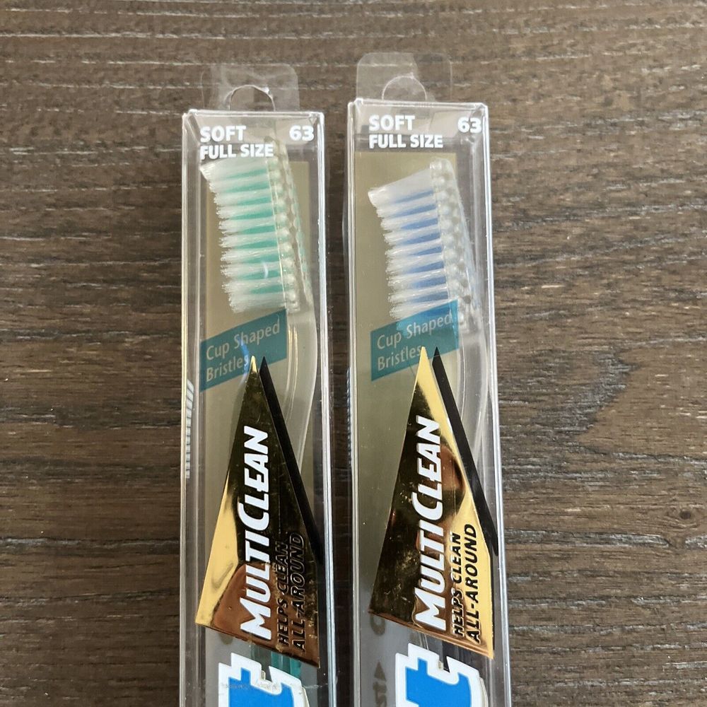 LOT 2 VTG 1997 CREST Multi Clean Toothbrush Soft 63 Full Size Cup Shaped Bristle